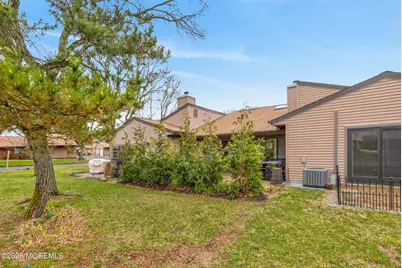 4 Friendship Court, Red Bank, NJ 07701 - Photo 33