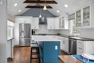 47 Mc Lean St, Red Bank, NJ 07701 - Photo 5