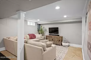 47 Mc Lean St, Red Bank, NJ 07701 - Photo 27