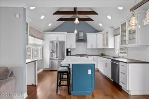 47 Mc Lean St, Red Bank, NJ 07701 - Photo 7