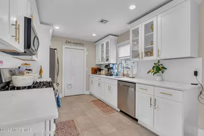 1609 Seventh Avenue, Toms River Township, NJ 08757 - Photo 17