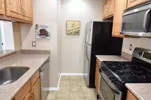 603 Bromelia Ct, Jackson, NJ 08527 - Photo 7