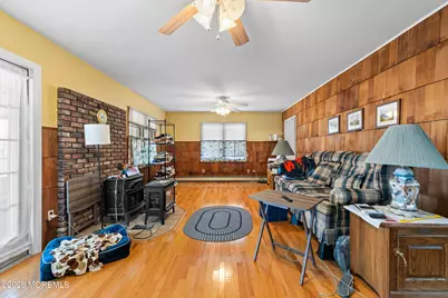 521 E Long Branch Avenue, Ocean Gate, NJ 08740 - Photo 25