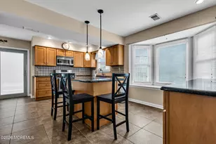 41 Concord Cir, Howell Township, NJ 07731 - Photo 15