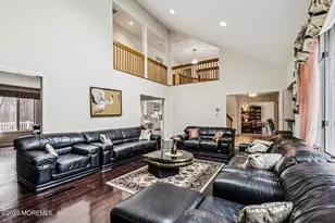 3 Shira Ln, Manalapan Township, NJ 07726 - Photo 5