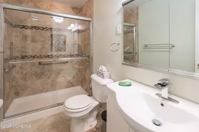 264B Crosse Drive, Monroe Township, NJ 08831 - Photo 13