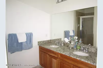 10 Maywood Run, Tinton Falls, NJ 07753 - Photo 9