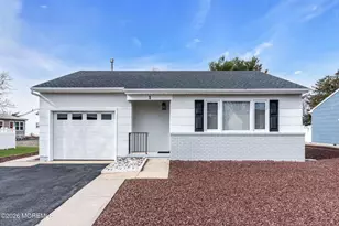 1 Hampshire Rd, Toms River Township, NJ 08757 - Photo 1