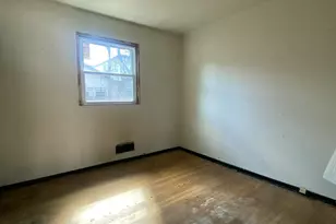 50 7th St, Hazlet Township, NJ 07734 - Photo 17