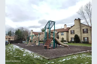 912 Wellington Place, Aberdeen Township, NJ 07747 - Photo 27