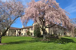 912 Wellington Pl, Aberdeen Township, NJ 07747 - Photo 3