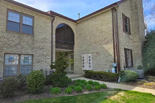 912 Wellington Pl, Aberdeen Township, NJ 07747 - Photo 1