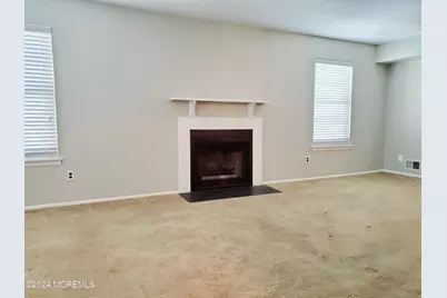 912 Wellington Place, Aberdeen Township, NJ 07747 - Photo 11