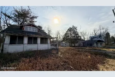 465 Lakewood Farmingdale Road, Howell Township, NJ 07731 - Photo 7