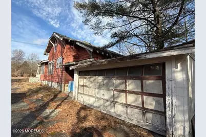 465 Lakewood Farmingdale Road, Howell Township, NJ 07731 - Photo 5