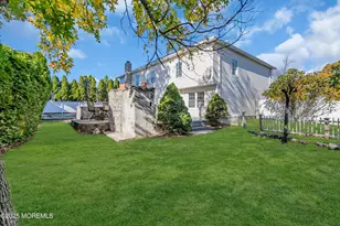 64 Hawthorne Ave, Holmdel, NJ 07733 - Photo 23