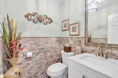 64 Hawthorne Avenue, Holmdel, NJ 07733 - Photo 7