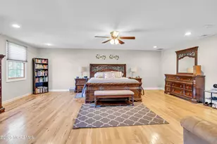 64 Hawthorne Ave, Holmdel, NJ 07733 - Photo 15