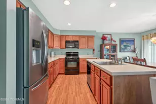 56 Violet Ct, Toms River Township, NJ 08753 - Photo 9