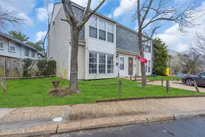 137 Downing Street, Lakewood, NJ 08701 - Photo 3