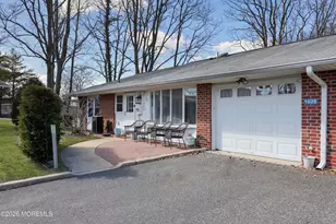 1028B Shetland Dr, Lakewood, NJ 08701 - Photo 3