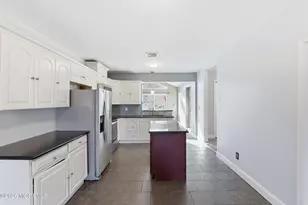 542 Burke Rd, Jackson, NJ 08527 - Photo 7