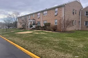 16 Manchester Ct, Freehold, NJ 07728 - Photo 13