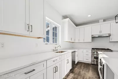 140 Locust Avenue, Howell Township, NJ 07731 - Photo 7