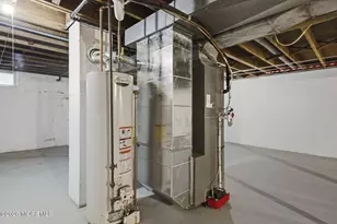 33 Toomin Dr, Neptune Township, NJ 07753 - Photo 35