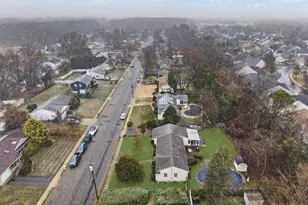 33 Toomin Dr, Neptune Township, NJ 07753 - Photo 49