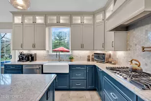 41 Lafayette Mills Rd, Manalapan Township, NJ 07726 - Photo 15