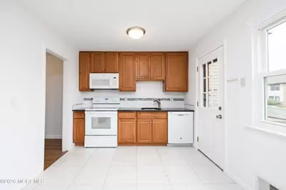 173 Village Green Way, Hazlet Township, NJ 07730 - Photo 9