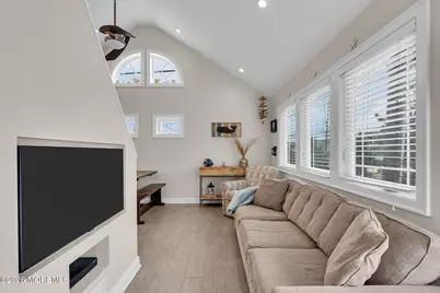 105 W Bayberry Way, Lavallette, NJ 08735 - Photo 5