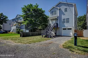 15 Griggs Ave, Port Monmouth, NJ 07758 - Photo 3