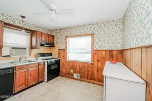 20 N Main St, Marlboro Township, NJ 07746 - Photo 9