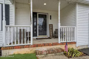 1033 Cutlass Ave, Manahawkin, NJ 08050 - Photo 3