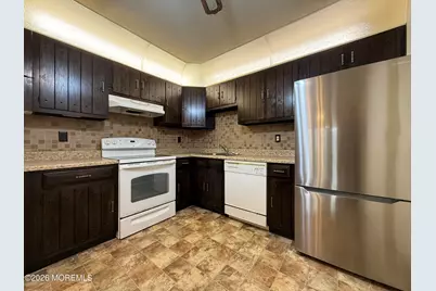 115 Amberly Drive #G, Manalapan Township, NJ 07726 - Photo 3