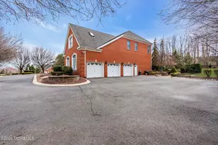 31 Hillcrest Dr, Colts Neck Township, NJ 07722 - Photo 99