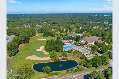 8 Bellflower Drive, Lakewood, NJ 08701 - Photo 31