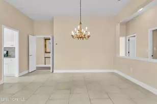 8 Bellflower Dr, Lakewood, NJ 08701 - Photo 11