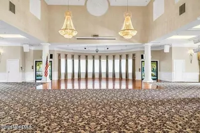 8 Bellflower Drive, Lakewood, NJ 08701 - Photo 43