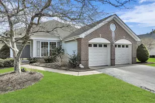 8 Bellflower Dr, Lakewood, NJ 08701 - Photo 1