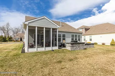 33 W Chaucer Lane, Farmingdale, NJ 07727 - Photo 33