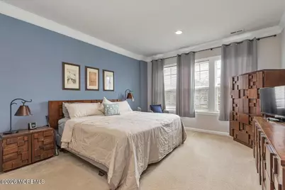 33 W Chaucer Lane, Farmingdale, NJ 07727 - Photo 21