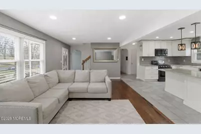 14 Juniper Avenue, Manalapan Township, NJ 07726 - Photo 5