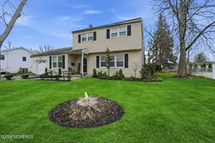 14 Juniper Ave, Manalapan Township, NJ 07726 - Photo 3