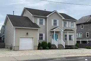 979 Ocean Ave, Mantoloking, NJ 08738 - Photo 17