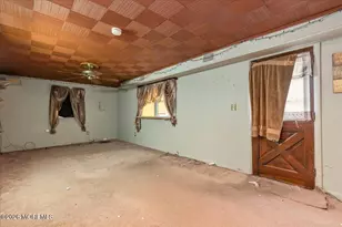 2 Clark Dr, Hazlet Township, NJ 07730 - Photo 9