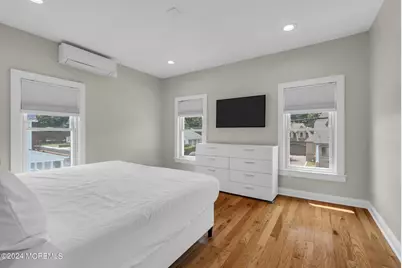 325 Roosevelt Avenue, Oakhurst, NJ 07755 - Photo 25