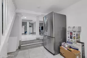 325 Roosevelt Ave, Oakhurst, NJ 07755 - Photo 31